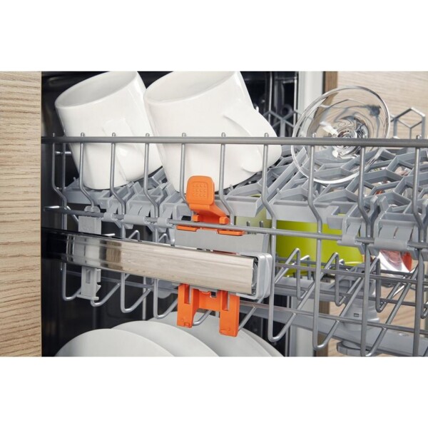 Hotpoint HSICIH4798BI Integrated Slimline Dishwasher - 10 Place Settings - Image 2
